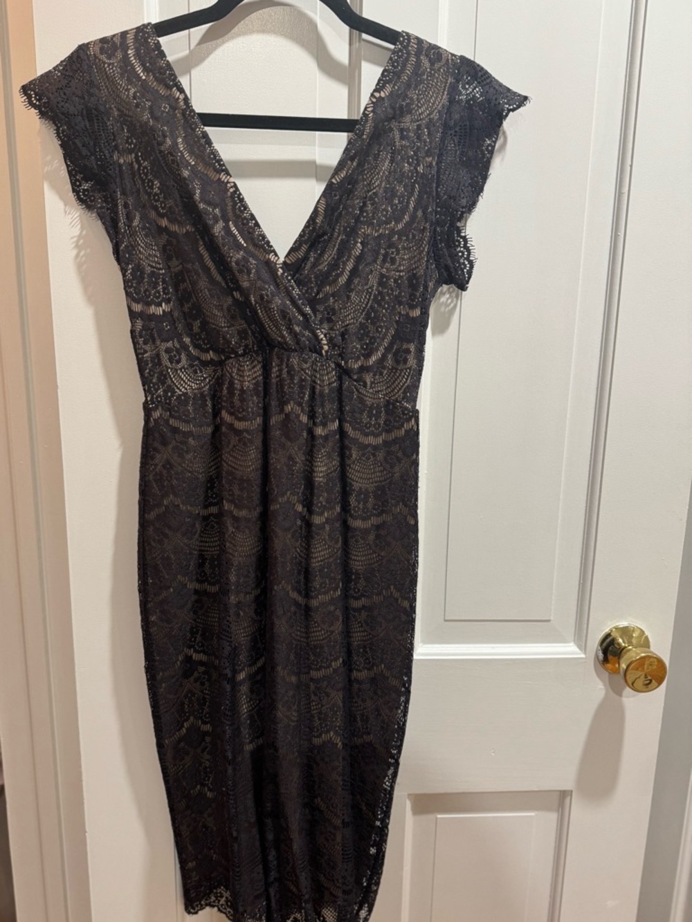 Black Lace V-Neck Midi Dress with Cap Sleeves